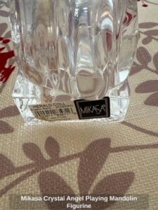 Mikasa-Crystal-Angel-Playing-Mandolin-Figurine-second-image