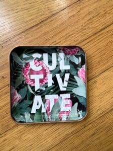 Decorative-Rolling-Tray-with-CULTIVATE-text-and-Protea-floral-motif-1