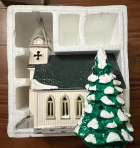Department-Snow-Village-Christmas-Tree-House-Set-1