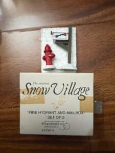 Department-The-Original-Snow-Village-Fire-Hydrant-and-Mailbox-Set-of-1