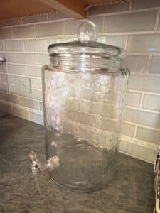 Hammered-Glass-Beverage-Dispenser-with-Spigot