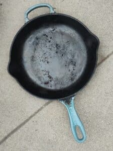 Le-Creuset-Cast-Iron-Skillet