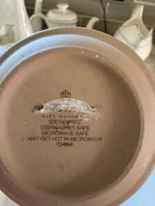 Magnolia-Tableware-Stoneware-Mug-second-image