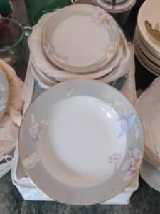 Mikasa-Charisma-Gray-Pattern-piece-China-Set