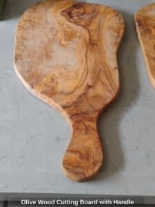 Olive-Wood-Cutting-Board-with-Handle