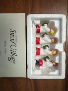 The-Original-Snow-Village-Choir-Kids-Set