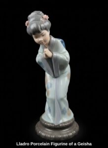 Lladro-Porcelain-Figurine-of-a-Geisha
