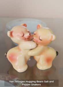 Van-Tellingen-Hugging-Bears-Salt-and-Pepper-Shakers