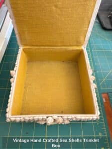 Vintage-Hand-Crafted-Sea-Shells-Trinklet-Box