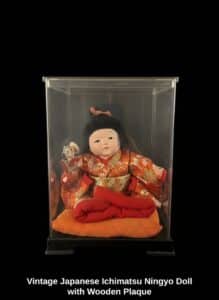 Vintage-Japanese-Ichimatsu-Ningyo-Doll-with-Wooden-Plaque-fourth-image