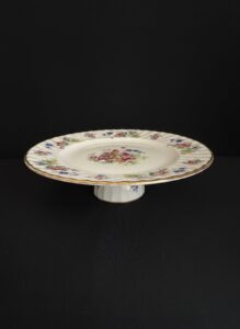 Royal-Crown-Staffordshire-Pagoda-Cake-Stand