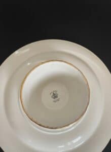 Royal-Crown-Staffordshire-Pagoda-Cake-Stand-third-image