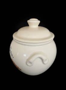 Vintage-Treasure-Craft-Sugar-Spice-Ceramic-Cookie-Jar-fourth-image