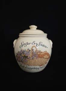 Vintage-Treasure-Craft-Sugar-Spice-Ceramic-Cookie-Jar-second-image