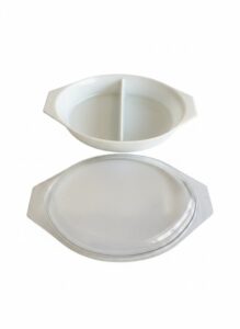 Pyrex-Early-American-Gold-Divided-Serving-Dish-third-image