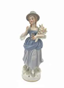 Royal-Doulton-Figurine-Fragrance-HN