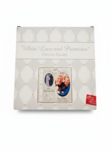 Russ-Berrie-White-Lace-and-Promises-th-Anniversary-Double-Photo-Frame