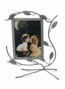 Silver-Metal-Branch-and-Leaf-Picture-Frame