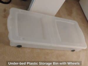 Under-bed-Plastic-Storage-Bin-with-Wheels