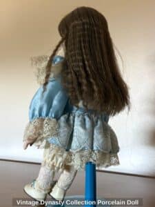 Vintage-Dynasty-Collection-Porcelain-Doll-third-image