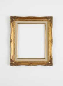 Vintage-Rococo-Style-Giltwood-Picture-Frame