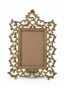 Vintage-Rococo-Style-Ornate-Gilt-Metal-Picture-Frame-or-Mirror
