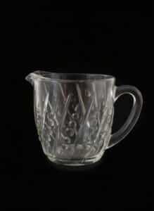 Anchor-Hocking-Beads-Bars-Glass-Creamer