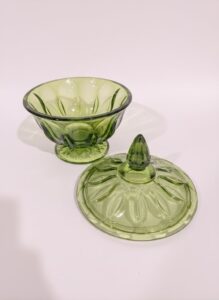 Anchor-Hocking-Fairfield-Avocado-Green-Covered-Candy-Dish-second-image