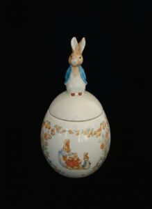 Beatrix-Potter-Peter-Rabbit-Easter-Egg-Cookie-Jar-Teleflora