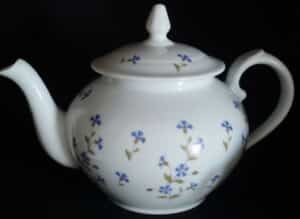 Blue-Flower-Teapot