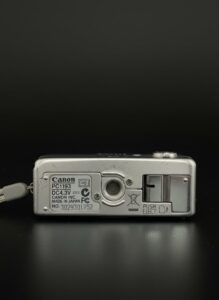 Canon-PowerShot-SD-Digital-ELPH-second-image
