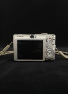 Canon-PowerShot-SD-Digital-ELPH-third-image