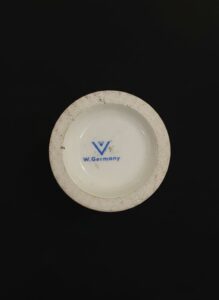 Goebel-Hummel-To-Market-Figurine-second-image