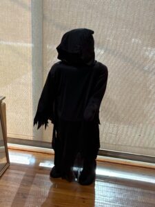 Halloween-Grim-Reaper-Prop