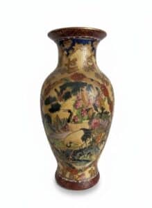 Japanese-Satsuma-Style-Vase-with-Cranes-third-image