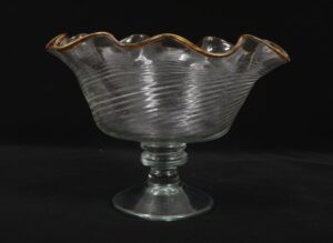 Murano-Style-Amber-Ruffled-Compote
