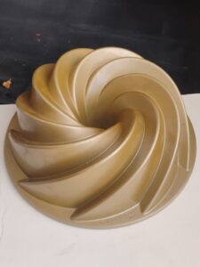 Nordic-Ware-Heritage-Bundt-Pan