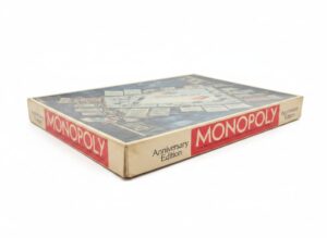 Parker-Brothers-Monopoly-th-Anniversary-Edition-second-image