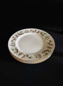 Royal-Gallery-Holly-Fine-China-Dinner-Plates