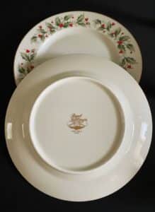 Royal-Gallery-Holly-Fine-China-Dinner-Plates-third-image