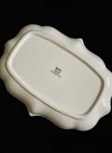 Spode-Christmas-Tree-Ogee-Candy-Dish-second-image