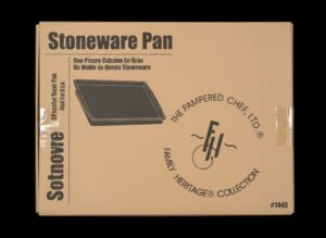 The-Pampered-Chef-Family-Heritage-Stoneware-Bar-Pan