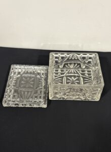 Vintage-Anchor-Hocking-Pressed-Glass-Prescut-Trinket-Box-second-image