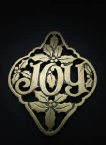 Vintage-Avon-Holly-Joy-Cast-Iron-Trivet