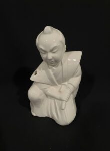 Vintage-Benihana-of-Tokyo-Ceramic-Cocktail-Mug-Kneeling-Samurai-Made-in-Japan