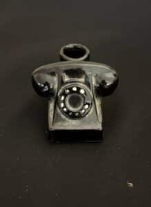 Vintage-Ceramic-Telephone-Figural-Pencil-Holder