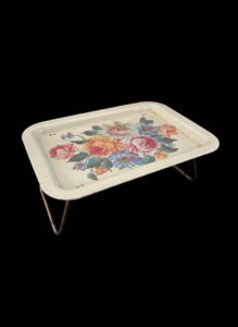 Vintage-Floral-Metal-TV-Tray-Table-second-image