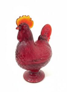 Vintage-L.E.-Smith-Amberina-Red-Glass-Standing-Rooster-Covered-Candy-Dish-third-image