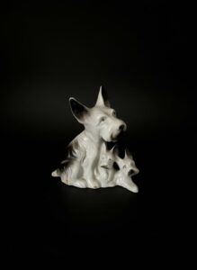 Vintage-Occupied-Japan-Ceramic-Scottish-Terrier-Figurine