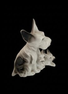 Vintage-Occupied-Japan-Ceramic-Scottish-Terrier-Figurine-second-image